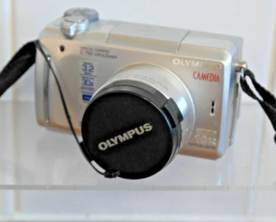 Olympus Digital Camera Camedia C-760 Ultra Zoom 3.2MP UNTESTED No Charger - Image 1 of 4