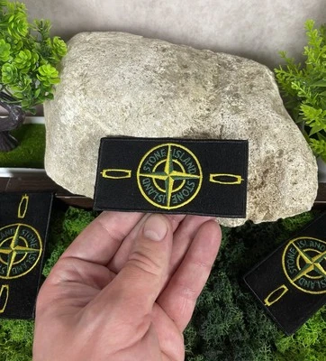 STONE ISLAND Badge +2 Buttons Black Logo Patch Compass - Image 1 of 4