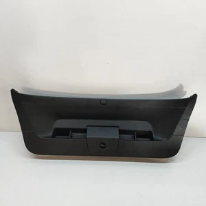 Volkswagen GOLF MK7 Heckklappen-Kofferraumdeckel-Abdeckung 5G6867605E 2018 - Picture 1 of 8