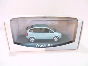 MINICHAMPS 'AUDI A2' LIGHT METALLIC BLUE. 1:43 MIB/BOXED. RARE DEALER PACKAGING. - Picture 1 of 7