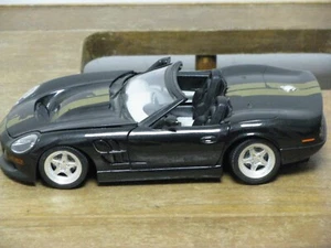 Burago Shelby Series 1 1:24 scale stock car model - Picture 1 of 4
