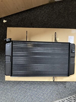 GENUINE SUZUKI DL1000 VSTROM 2002-12 RADIATOR 17710-06G00 - Image 1 of 4