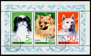 JAPANESE CHIN POMERANIAN SPITZ JINDO DOG POSTAGE STAMP MINI SHEET - KOREA  1977 - Picture 1 of 1