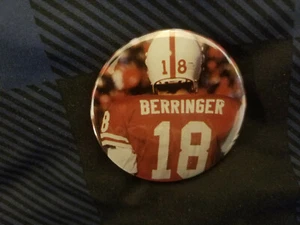 NEBRASKA CORNHUSKERS BROOK BERRINGER BOTÓN PINBACK - Imagen 1 de 1