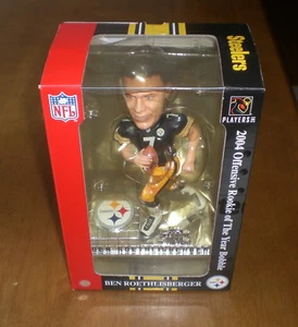 2004 STEELERS BEN ROETHLISBERGER ROOKIE OF YEAR BOBBLEHEAD BLACK JERSEY - Picture 1 of 2