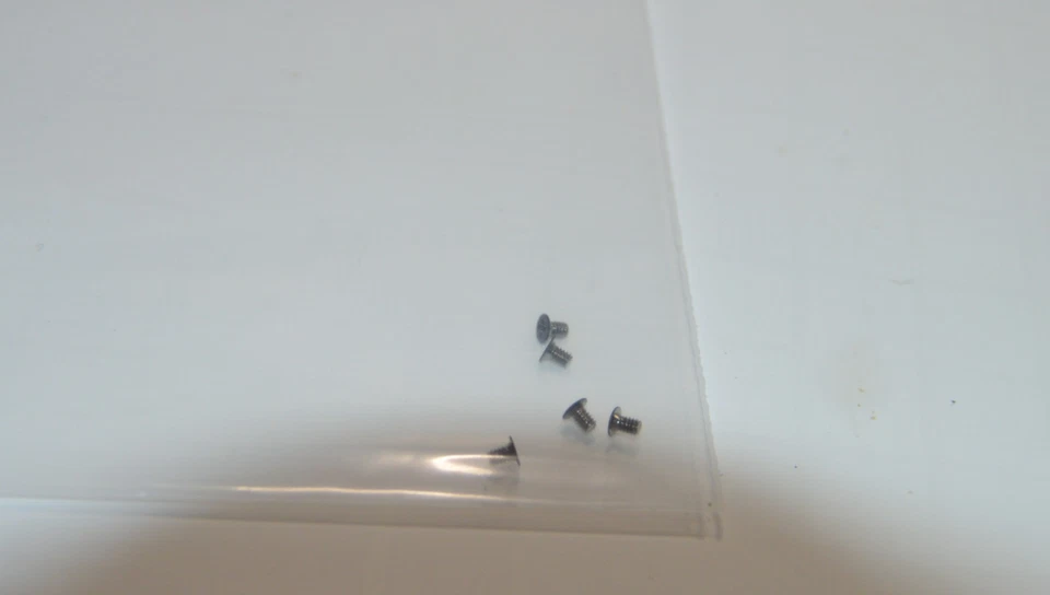 Kit de tornillos de cuerpo Canon Powershot SD780 IS pieza Foto 1 de 1