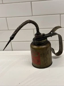 Huffy No. 827F 3/4 Pint Pump Oiler Oil Can W/flexible Nozzle Working Condition - Imagen 1 de 13
