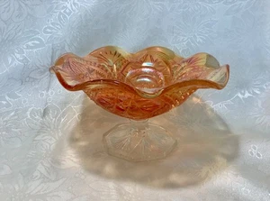 MARIGOLD CARNIVAL GLASS STEMMED SCROLL EMBOSSED EASTERN STAR IMPERIAL COMPORT - Bild 1 von 9