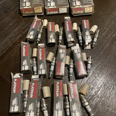 Spark Plug Bosch 4212 12 Spark Plugs - Image 1 of 4