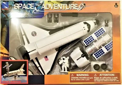 New Ray - Space Adventure Model Kit Space Shuttle (BBNR20407SS) - Image 1 of 2