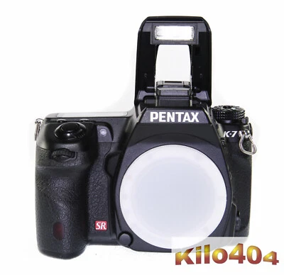 Pentax K-7 ✯ DSLR ✯ Nur 18181 Klicks / Shots ✯ TOP ✯ OVP ✯ SR ✯ Video ✯ SDM ✯ - Bild 1 von 4