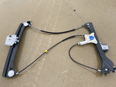 2097200746 FRONT LEFT WINDOW REGULATOR CLK C209 Clk320 clk350 clk500 clk55 AMG - Image 1 of 3