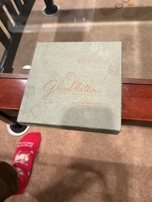 Glenn Miller And His Orchestra Volume One Limited Ed Box Set 10x 45 RPM Records - Image 1 of 3