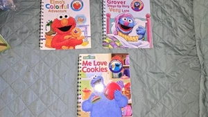 STORY READER 15 Books And 5 Cartridges - Picture 1 of 7