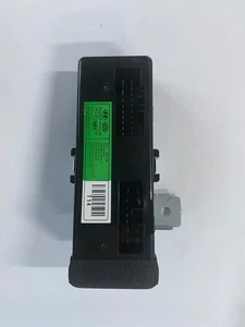 OEM Genuine Relay Assy-ICM 952304H106 for 2007-2018 Hyundai Starex H1 iMax i800 - Picture 1 of 4