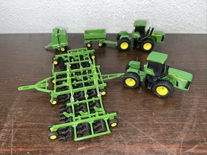 Lote de 5 ERTL John Deere Die Cast Equipo Agrícola Tractores Vehículos - Usados - Imagen 1 de 5