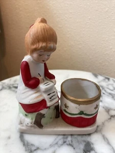 Christmas Luvkins candle holder by Jasco 1979 Porcelain Girl Made In Taiwan - Picture 1 of 5