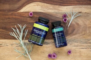 doTERRA Phytoöstrogen Essential Complex 60 pflanzliche Kapseln - Bild 1 von 3