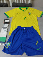 Equipacion camiseta para niño de Brasil de Vini JR.Talla 22,26,28.