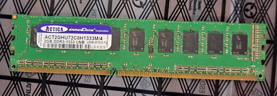 ACTICA 2GB PC3-10600 (DDR3-1333) ECC Server Memory (ACT2GHU72C8H1333M/4) - Image 1 of 3