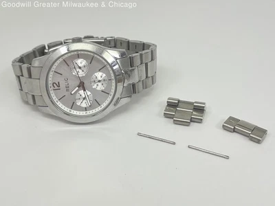 Relógio cronógrafo feminino Relic Gia ZR15598 tom prata 107,7 g - Imagem 1 de 4