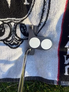 RARE Odyssey White Ice 2-ball Blade Flow Neck Right Hand 35” Putter - Picture 1 of 6