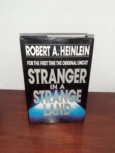 Stranger in a Strange Land Robert Heinlein Hardcover Original Uncut - Picture 1 of 7