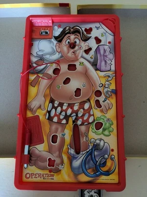 milton Bradley game, operation 40198 - Image 1 of 4