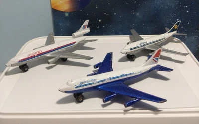 MATCHBOX SKYBUSTERS АВИАЛАЙНЕРЫ LUFTHANSA A300, BRITISH AIRWAYS 747, UNITED DC10 - Изображение 1 из 4