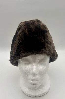 Sombrero de piel de invierno marrón vintage para mujer - interior forrado floral para calidez y estilo Foto 1 de 4