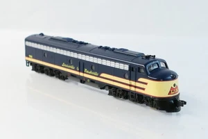 Life Like 7166 N Scale DC Locomotive Louisville & Nashville 796 E8A L&N (DC) - Picture 1 of 9