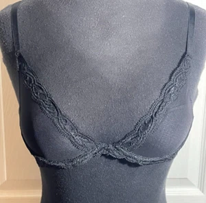 NATORI 730023 FEDERN KONTUR PLUNGE BH KOSMETIK SCHWARZ GRÖSSE 30DD - Bild 1 von 7