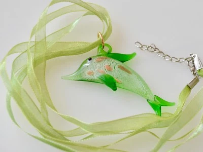 Collar de delfín de vidrio murano lámina de oro y plata cordón de seda verde de 16-18 pulgadas  Foto 1 de 4