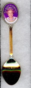 #618) GOLD PLATED TEA SPOON H.M. QUEEN ELIZABETH II GOLDEN JUBILEE 1952-2002 - Picture 1 of 2