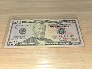 Billete estrella de la Reserva Federal de $50 edición de impresión baja MK00454881* - Imagen 1 de 7