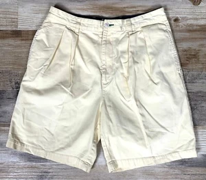 Tommy Hilfiger Mens Casual Butter Yellow 100% Cotton Shorts Size 34 - Picture 1 of 3