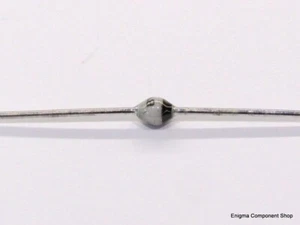 Diode redresseur à commutation rapide BYV26D 800V 1A. Vendeur britannique - Expédition rapide - Photo 1/2