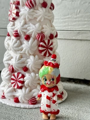 Authentic Sonny Angel CUSTOM- CHRISTMAS  CLOWN🤡 🎄☃️ - Image 1 of 2