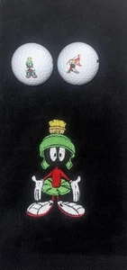 Marvin The Martian Golf Towel Embroidered & Balls Set Black - Picture 1 of 4
