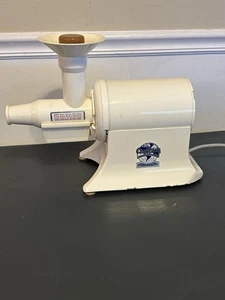 Champion Juicer The World’s Finest Model Heavy Duty Masticating MAR 48C TESTED - Picture 1 of 7