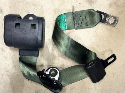 M998 HMMWV DRIVER SEAT BELT 3 POINT (NO BUCKLE) 12342377-1 / 2540-01-315-3358 - Image 1 of 4