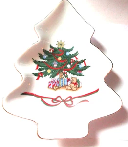 Vintage Porcelain Christmas Tree Trinket Dish - Picture 1 of 6