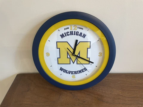 Michigan Wolverines Clock - University Of Michigan Cover
