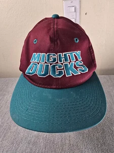 Vintage Sports Specialties Mighty Ducks Twill NHL SnapBack Vintage Spellout - Bild 1 von 11