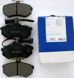 KIT PASTIGLIE PASTICCHE FRENO FRENI ANTERIORI AUDI 80  90  100   200 AC432881D - Foto 1 di 1