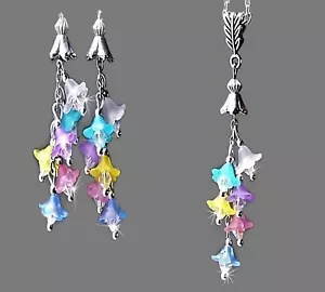 Pastel Rainbow lucite lily flower cascade tassel drop necklace and earrings - Bild 1 von 4
