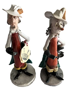 Juego de 2 estatuillas de cerámica Cyrano de Bergerac hechas a mano de colección hechas en Italia - Imagen 1 de 12