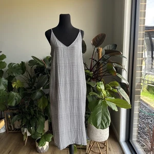 Mela Purdie Dress Size 12 M White Grey Midi V Neck Thin Staps Light Summer Dress - Bild 1 von 13