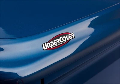 UnderCover UC1156L-GBA LUX Tonneau Cover Fits 15-22 Canyon Colorado - Image 1 of 4