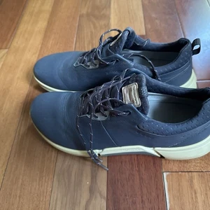 ECCO Men's Biom Hybrid 4 GTX Spikeless Golf Shoes in navy extra width Size 41. 1 - Picture 1 of 3